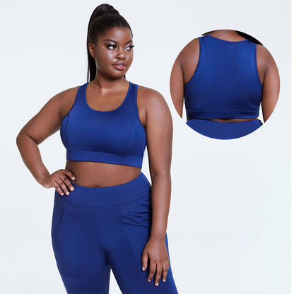 Seamless Stride Plus Size Yoga Top