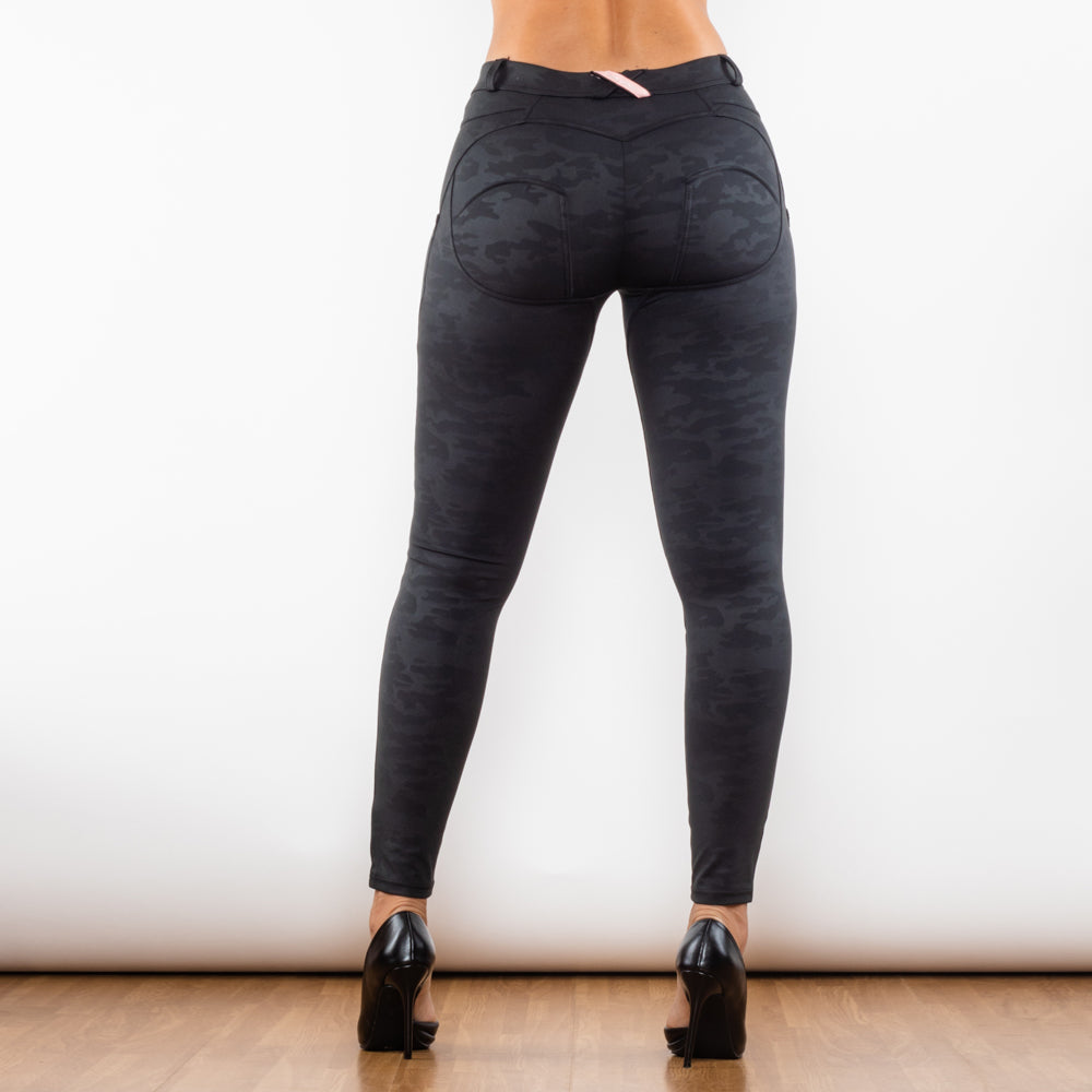 Black Camo Middle Waist Leggings