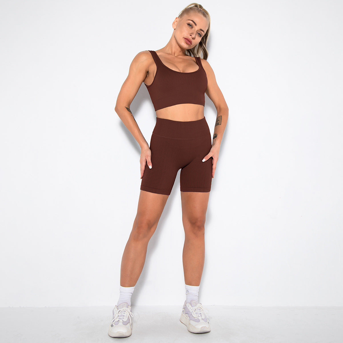 Seamless Thread Sports Tank Shorts Set