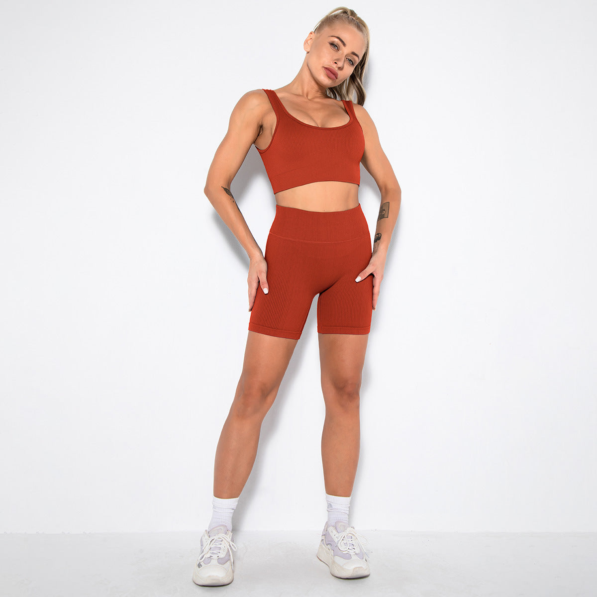 Seamless Thread Sports Tank Shorts Set