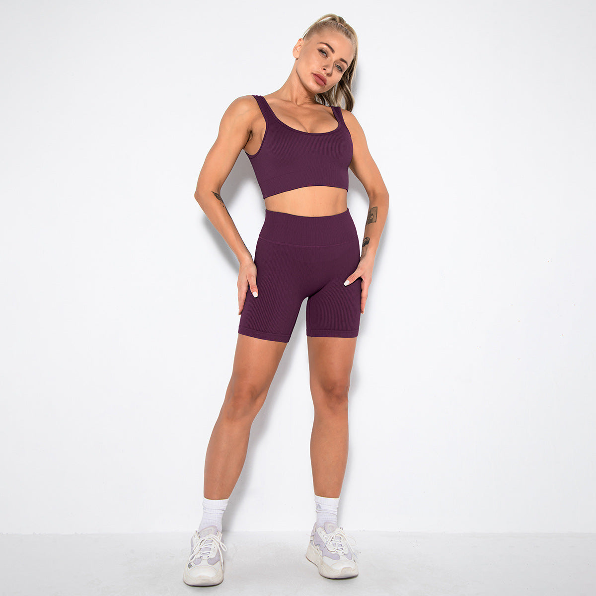 Seamless Thread Sports Tank Shorts Set